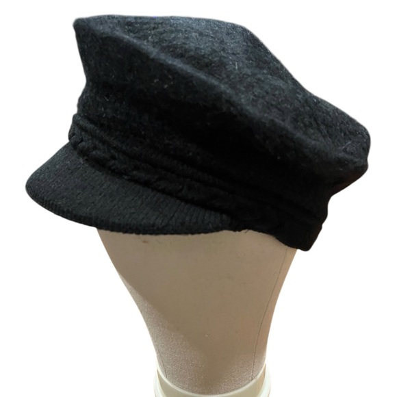 Accessories - Black Angora blend newsboy hat.